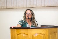 Vereadora Daniela Brocca homenageia mulheres e defende direitos dos servidores municipais 