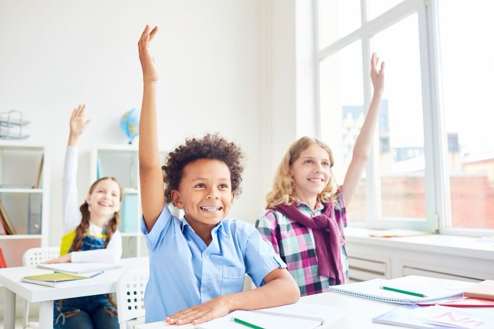 Vereadores aprovam projeto que garante uniformes gratuitos para alunos de Mampituba